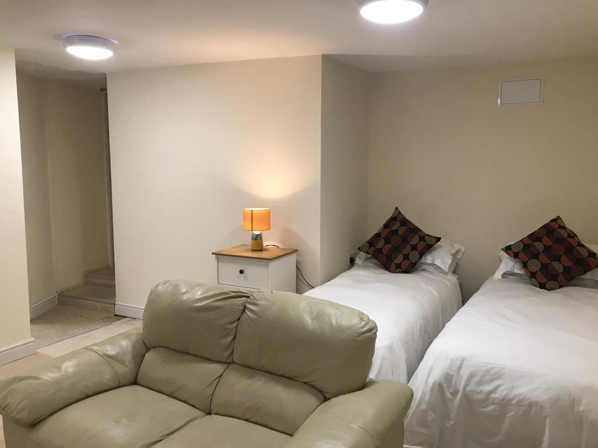 The Castle Hotel Talgarth Ngoại thất bức ảnh